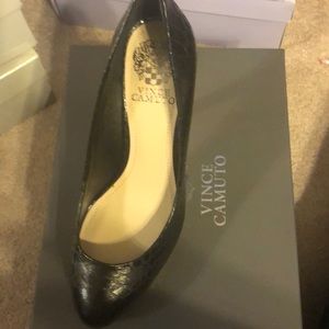 Vince Camuto platform heels BRAND NEW NEVER WORN